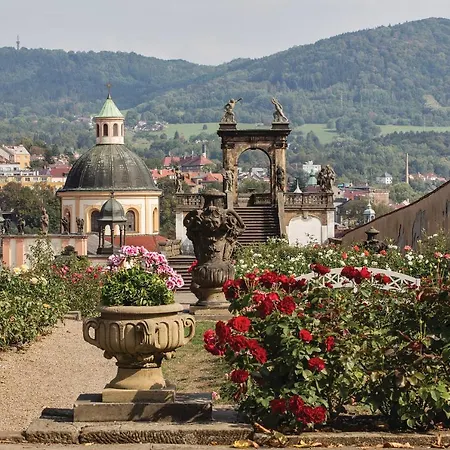 Chateau * Decin