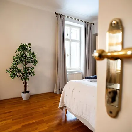 Apartament Chateau Decin