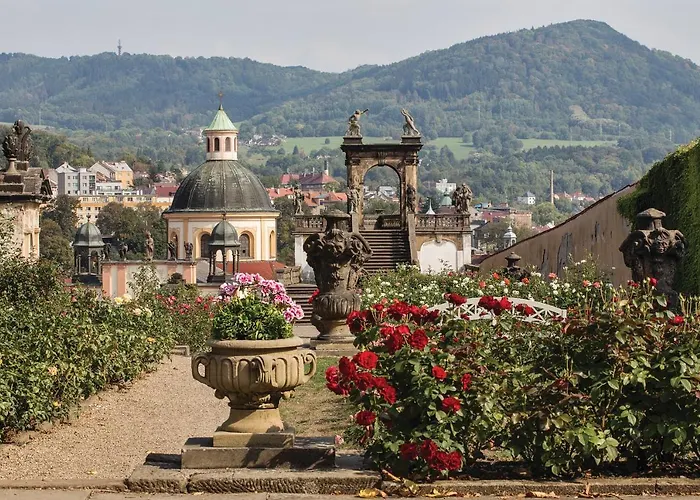 Chateau * Decin