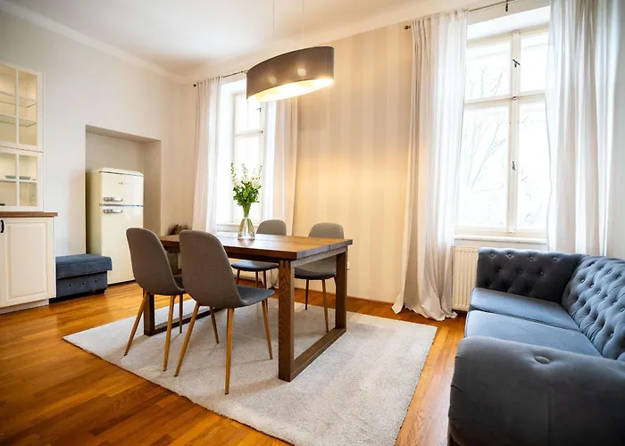Apartament Chateau *